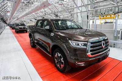 国产皮卡新里程碑 长城炮第一万台下线，强劲性能引发市场热议